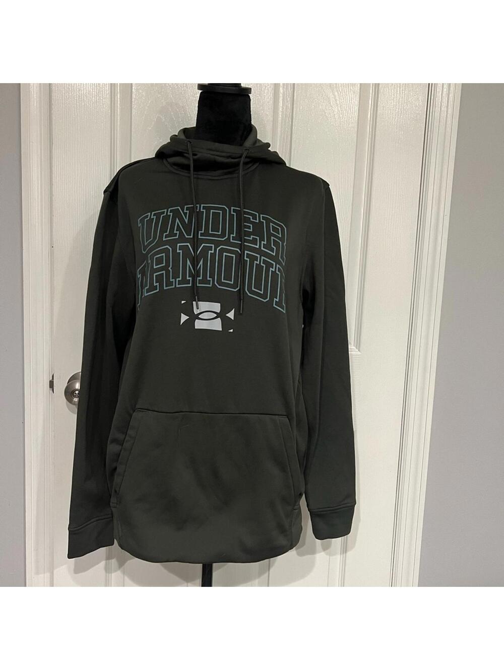 Women’s Sweatshirt | Under Armour | Size Medium